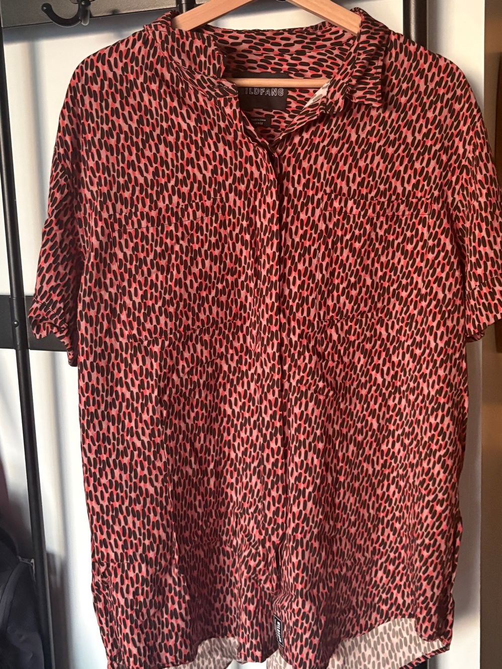 Wildfang Pink and Black Printed Short-Sleeve Button-Up Shirt